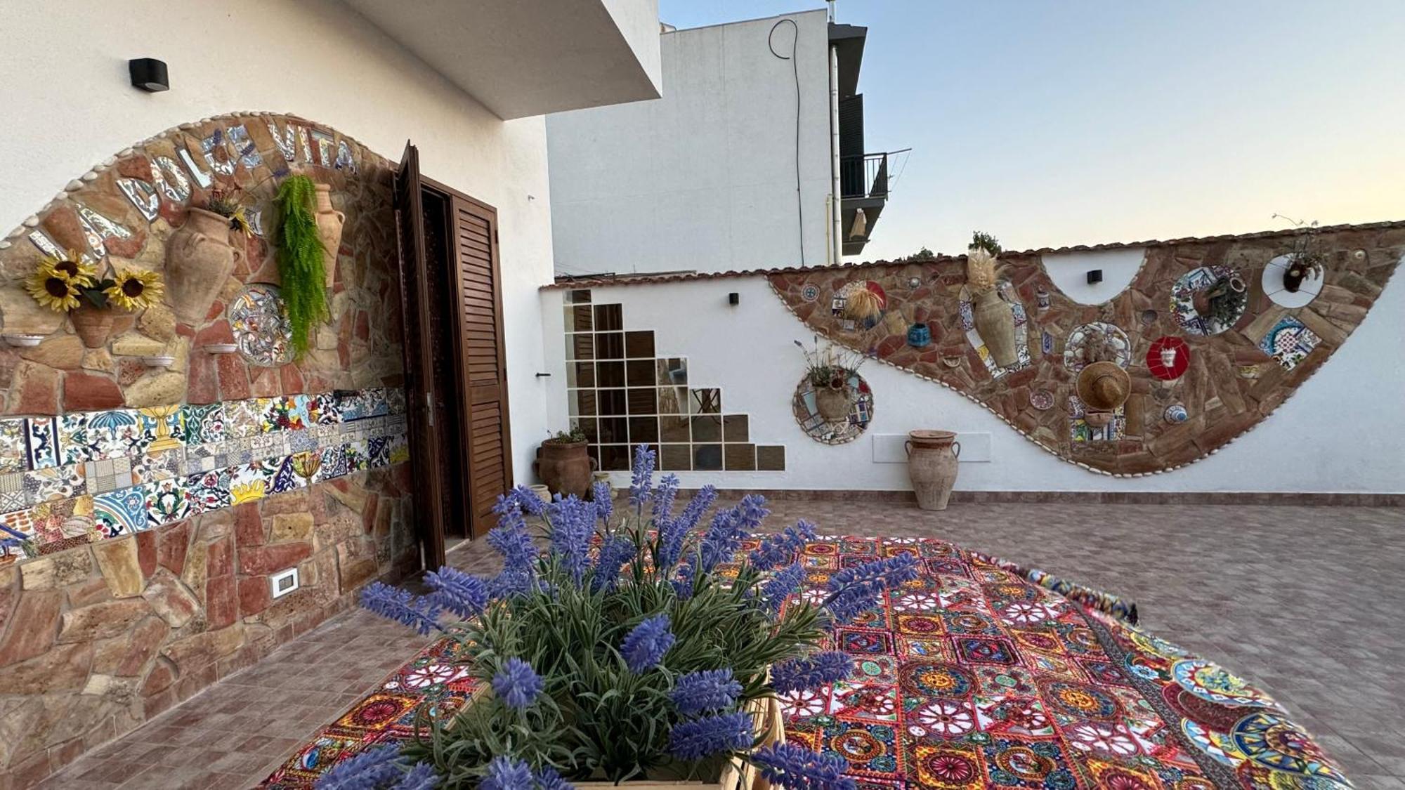 B&B Casa La Dolce Vita Nuova Gibellina Kültér fotó